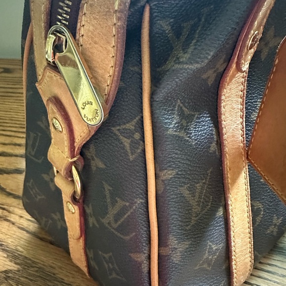 Authentic Louis Vuitton Beautiful 2009 Monogram Stressa MM with all new piping. - Picture 5 of 17